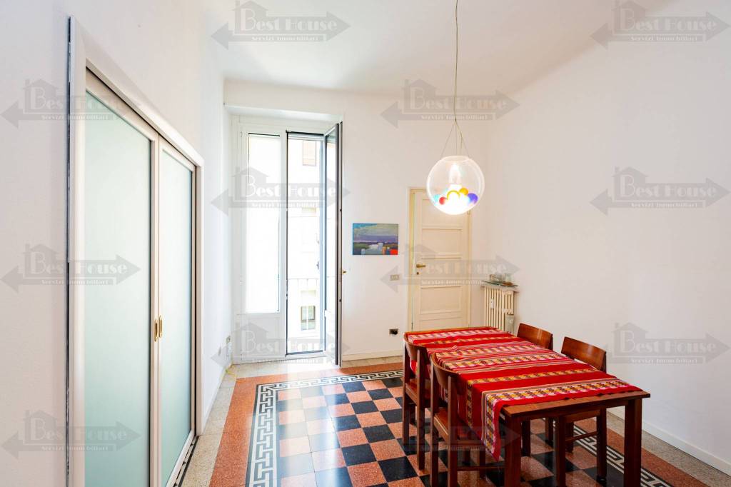 appartamento in vendita a Milano in zona Città Studi