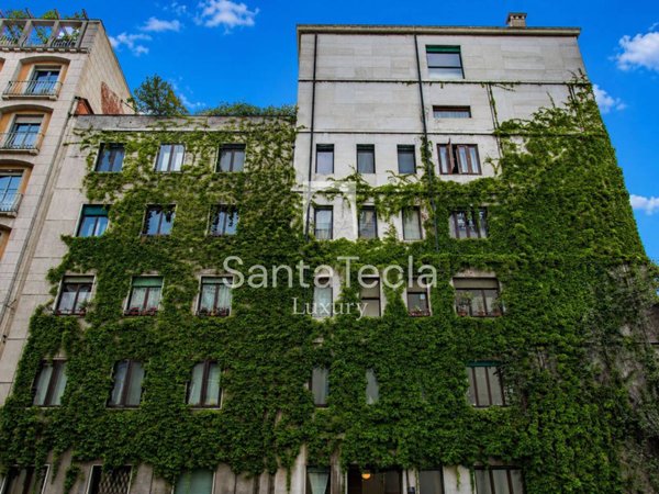 appartamento in vendita a Milano in zona Isola
