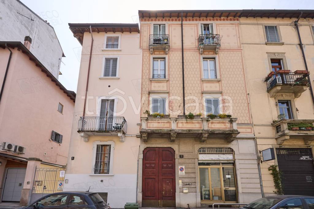 appartamento in vendita a Milano in zona Greco