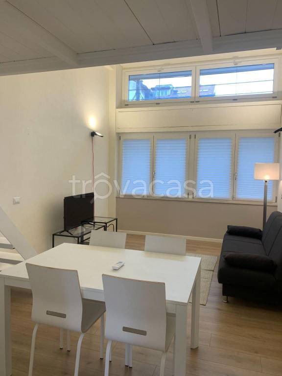 appartamento in vendita a Milano in zona Dergano