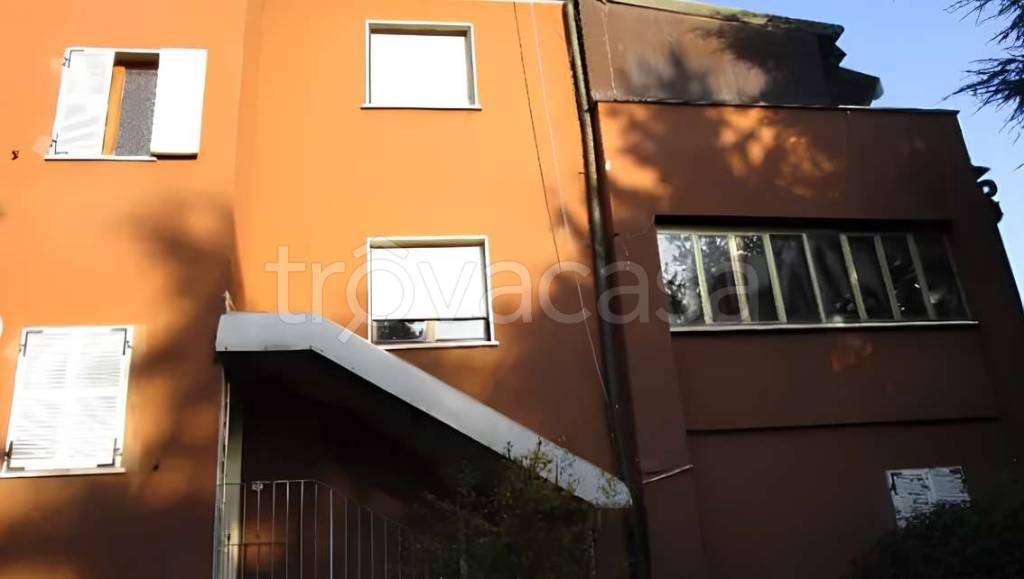 appartamento in vendita a Milano in zona Baggio