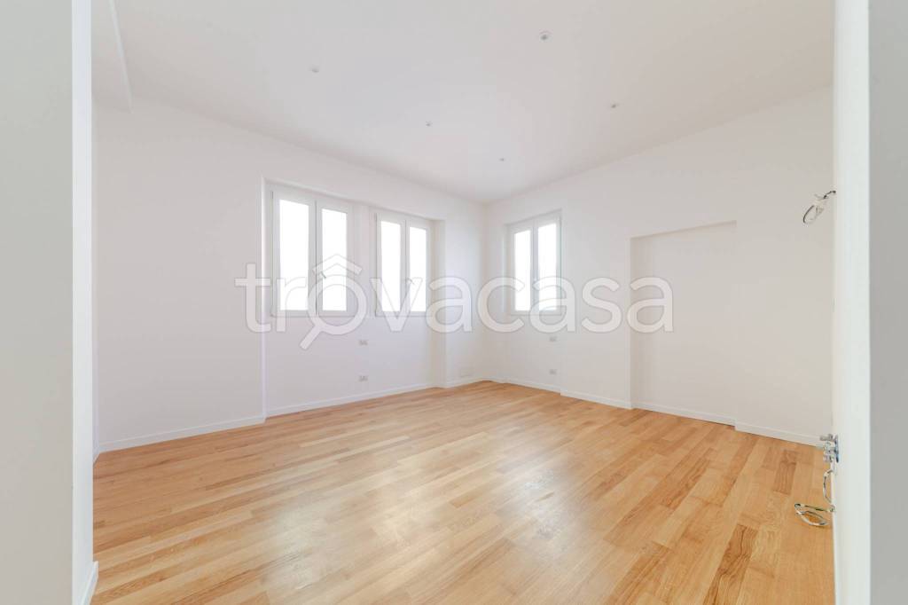 appartamento in vendita a Milano in zona Città Studi