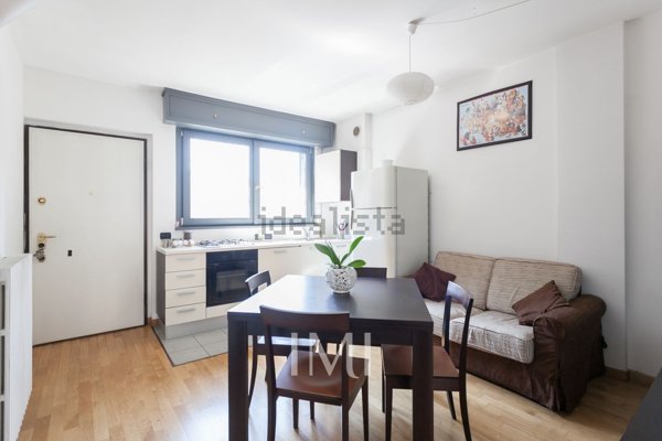 appartamento in vendita a Milano in zona Dergano