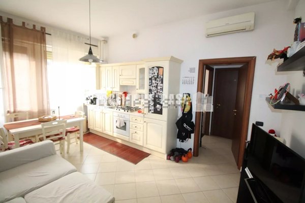 appartamento in vendita a Milano in zona San Cristoforo