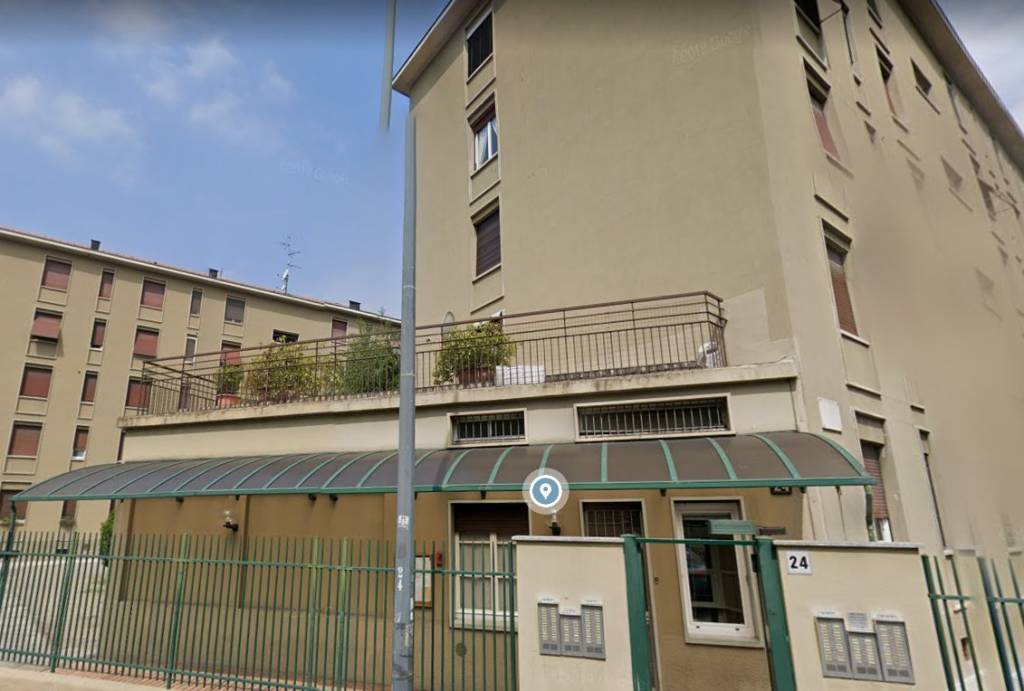 appartamento in vendita a Milano in zona Famagosta