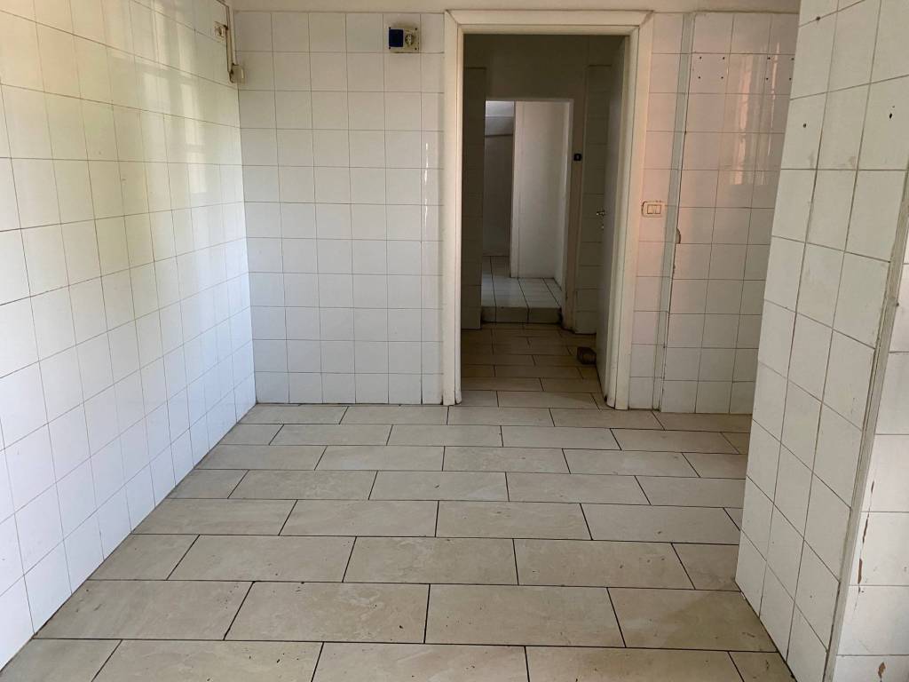 negozio in vendita a Milano