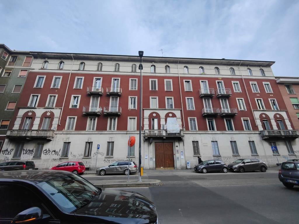 appartamento in vendita a Milano in zona Prato Centenaro