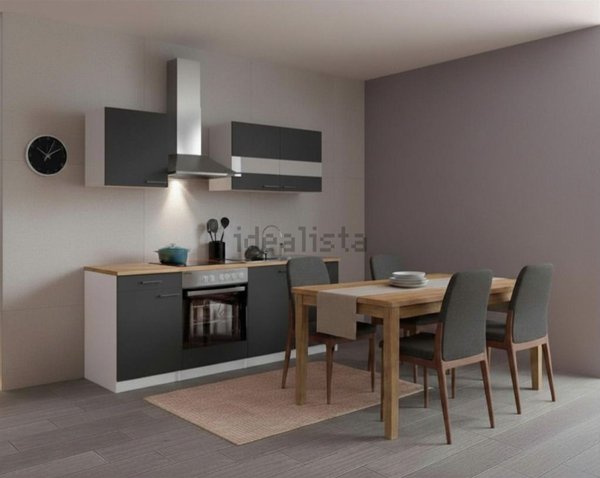 appartamento in vendita a Milano in zona Porta Venezia