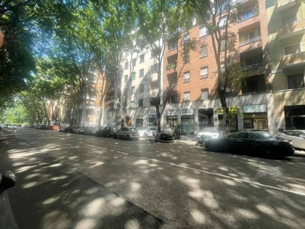 appartamento in vendita a Milano in zona Città Studi