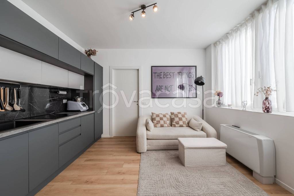 appartamento in vendita a Milano in zona Vigentino