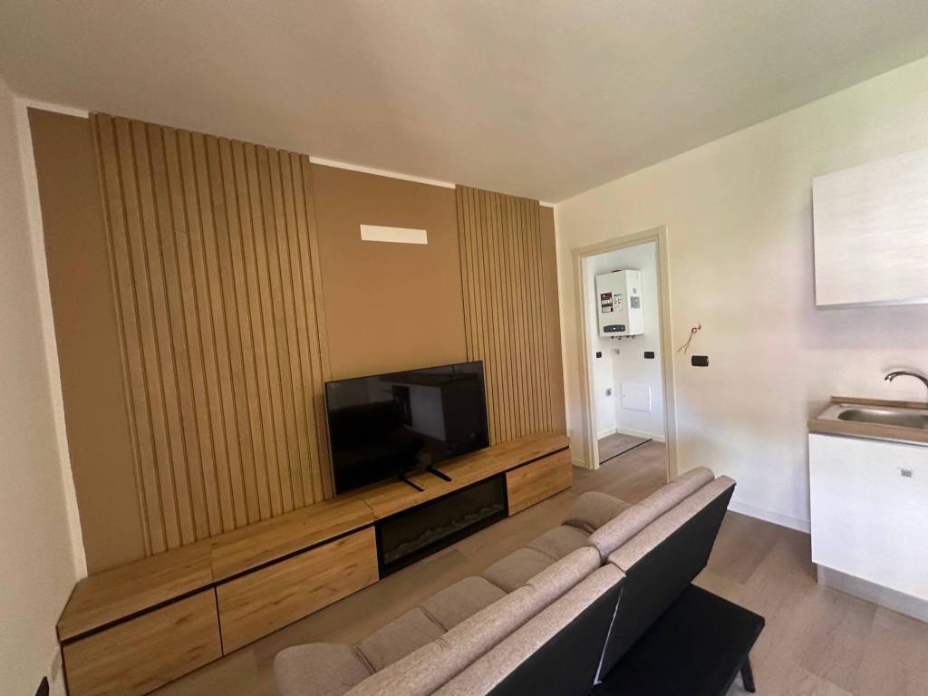 appartamento in vendita a Milano in zona Baggio