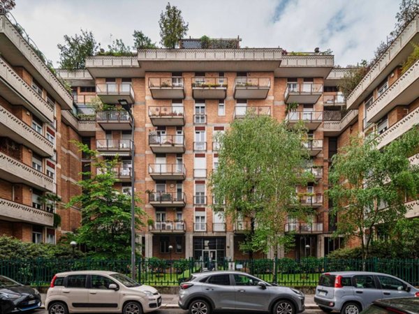 appartamento in vendita a Milano in zona Città Studi
