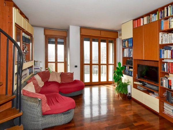 appartamento in vendita a Milano in zona Porta Vittoria