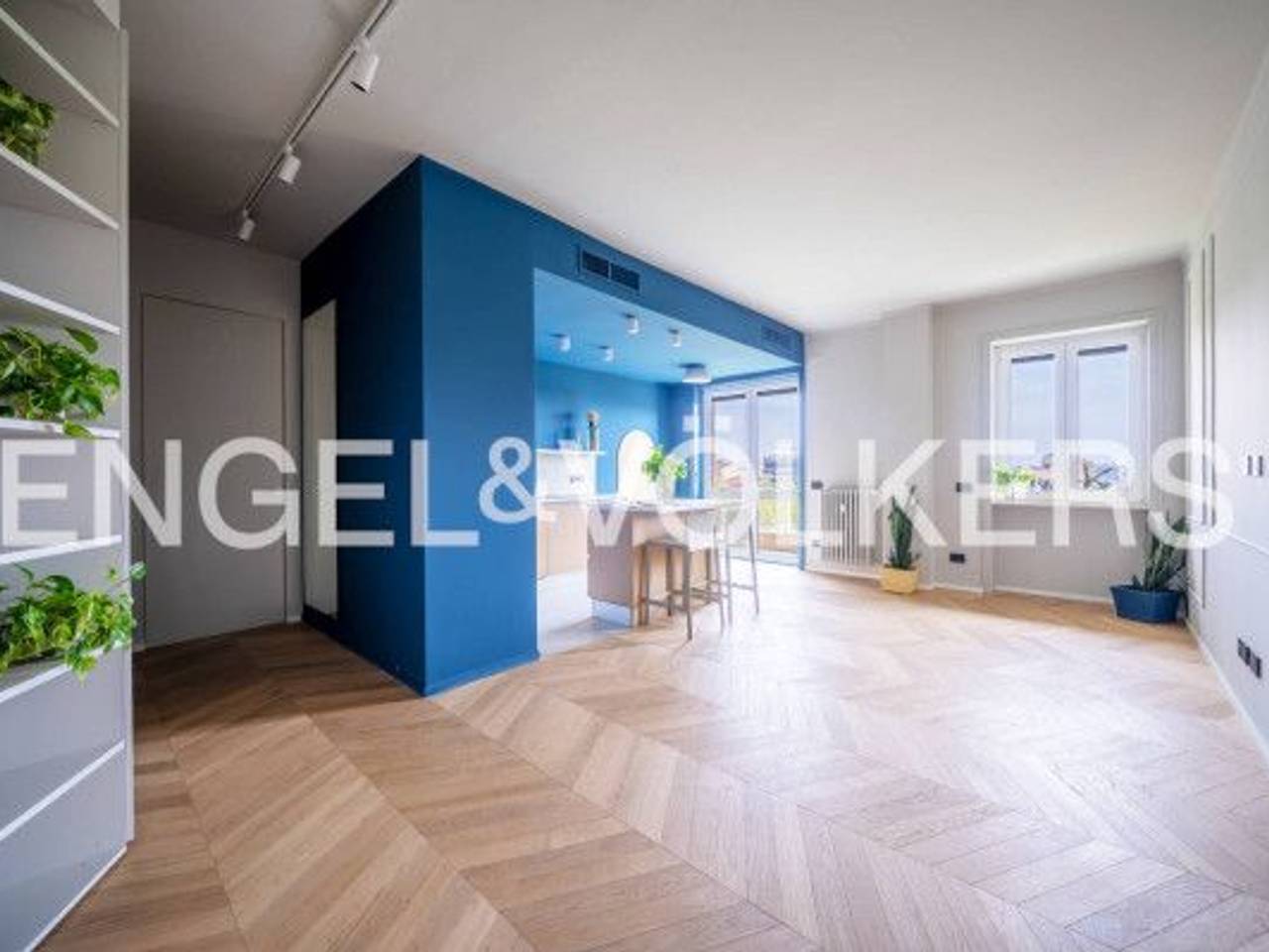 appartamento in vendita a Milano in zona Lorenteggio