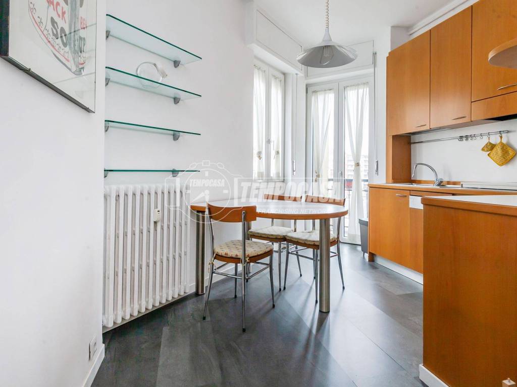 appartamento in vendita a Milano in zona Isola