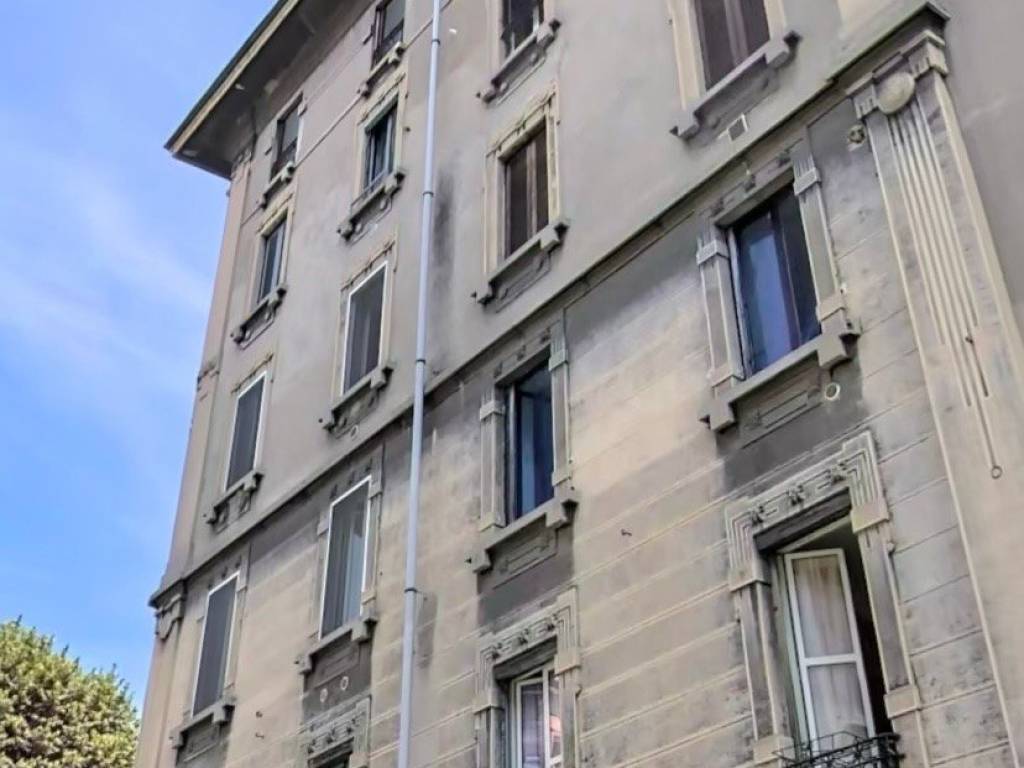 appartamento in vendita a Milano in zona Corvetto