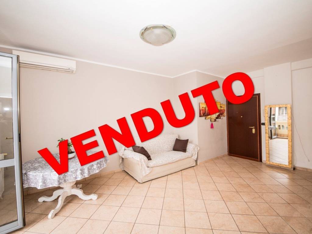 appartamento in vendita a Milano in zona Porta Vittoria