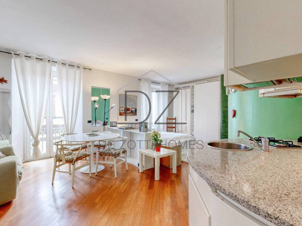 appartamento in vendita a Milano in zona Isola