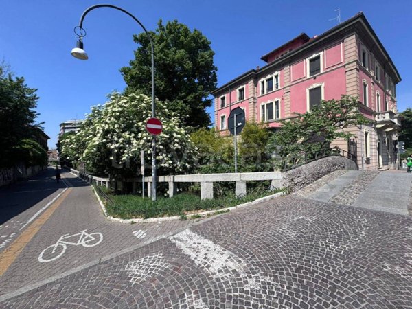 appartamento in vendita a Milano in zona Gorla