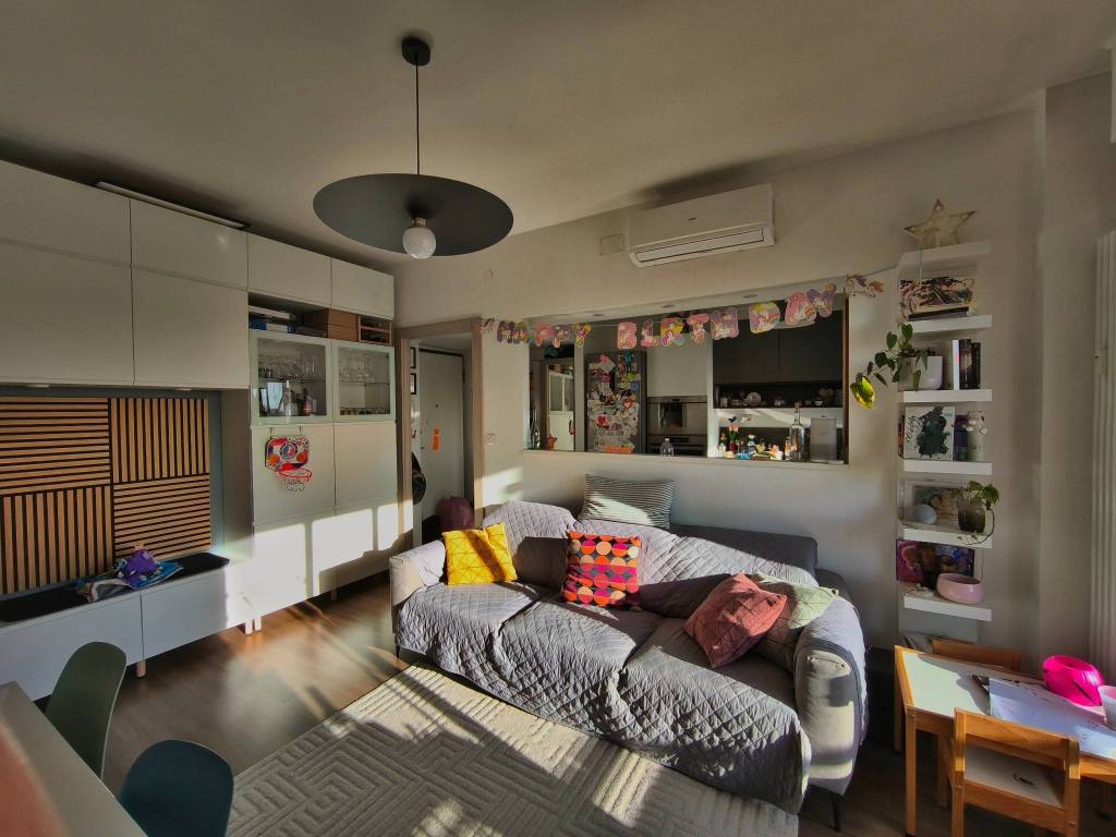 appartamento in vendita a Milano in zona Rogoredo