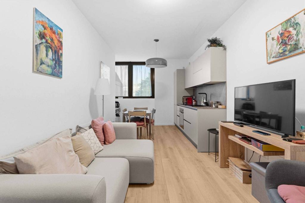 appartamento in vendita a Milano in zona Vigentino