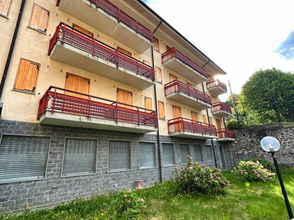 intera palazzina in vendita a Milano