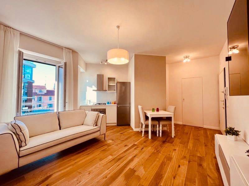 appartamento in vendita a Milano in zona Isola