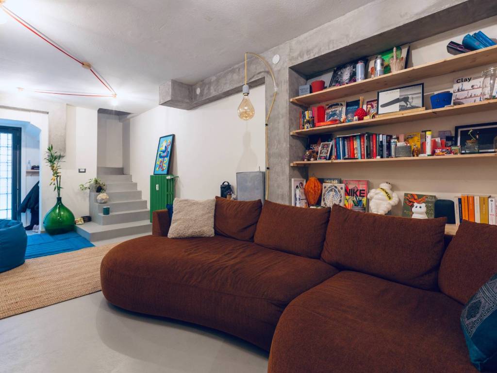 appartamento in vendita a Milano in zona Isola