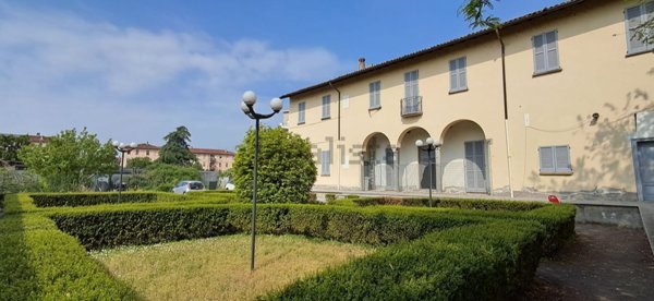 casa indipendente in vendita a Milano in zona Quinto Romano