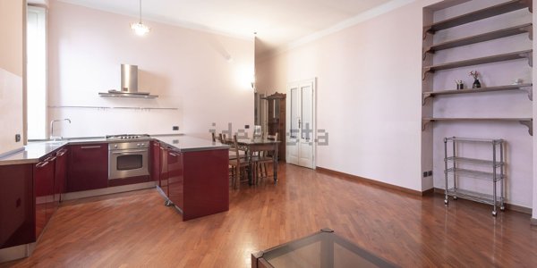 appartamento in vendita a Milano in zona XXII Marzo