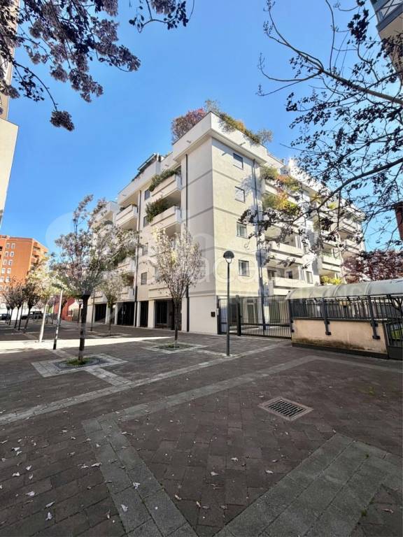 appartamento in vendita a Milano in zona Precotto