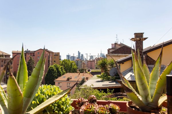 appartamento in vendita a Milano in zona Segnano