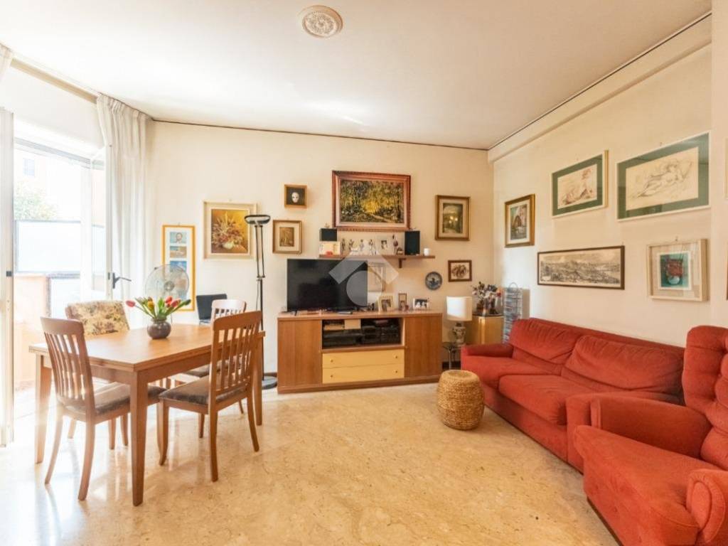 appartamento in vendita a Milano in zona Niguarda