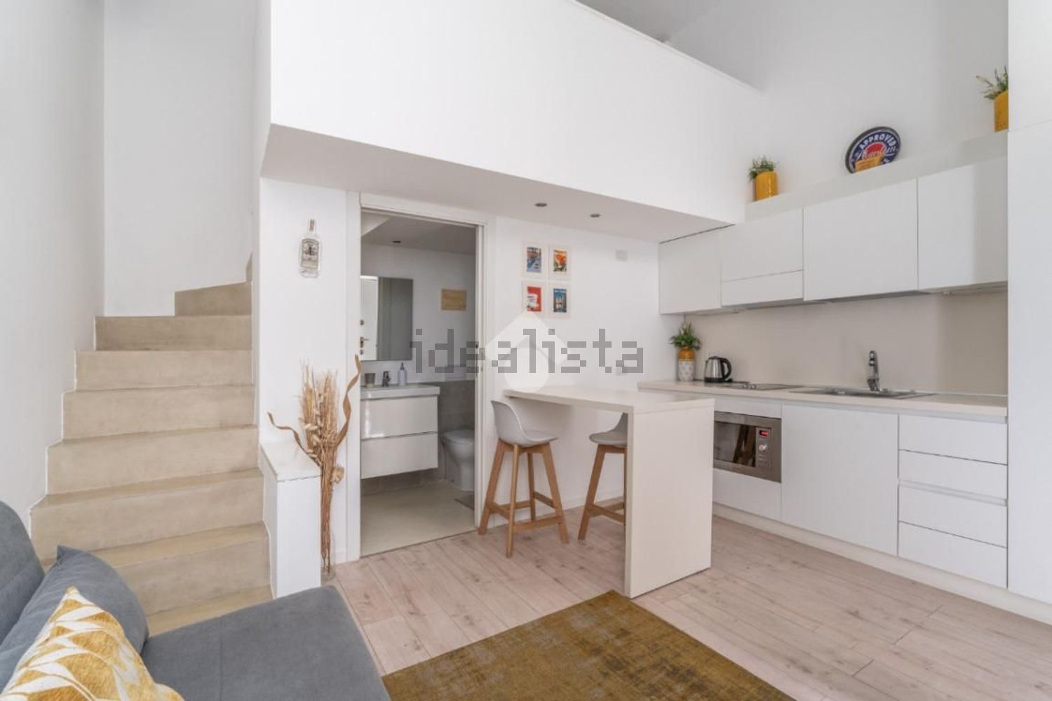 appartamento in vendita a Milano in zona Porta Ticinese