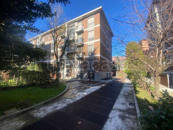 appartamento in vendita a Milano in zona Il Portello