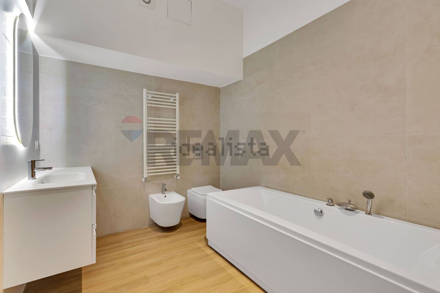 loft in vendita a Milano in zona Porta Genova