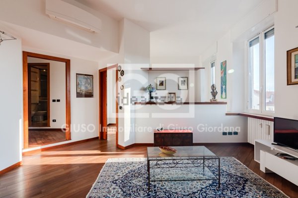 appartamento in vendita a Milano in zona Città Studi