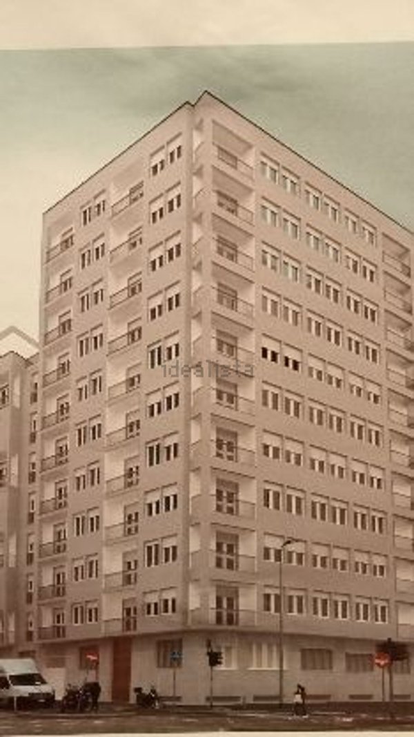 appartamento in vendita a Milano in zona Porta Nuova