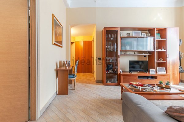appartamento in vendita a Milano in zona Isola