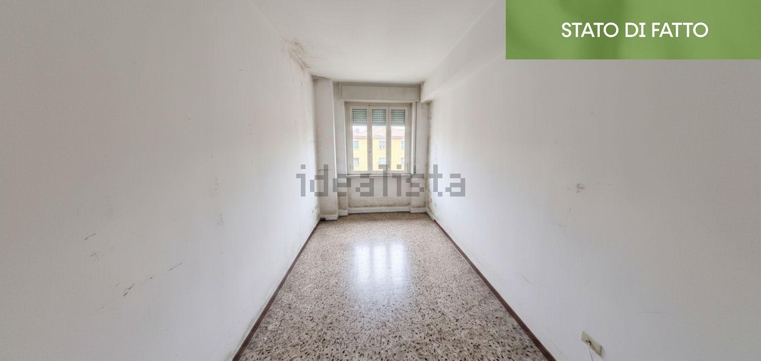 appartamento in vendita a Milano in zona Lorenteggio