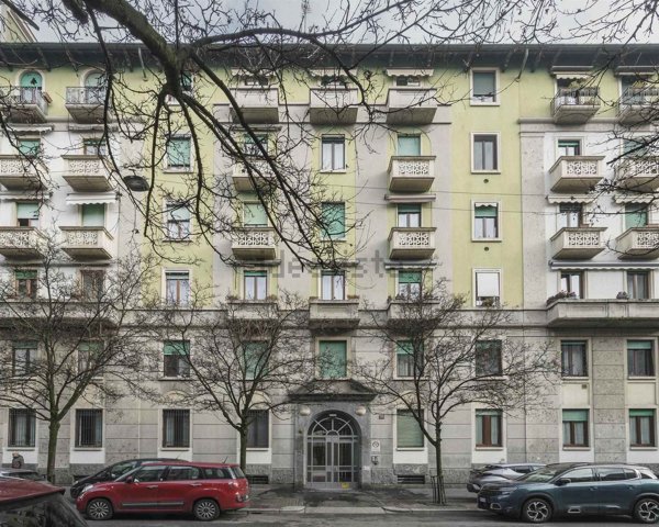 appartamento in vendita a Milano in zona Sempione