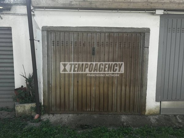 locale di sgombero in vendita a Milano in zona Quarto Oggiaro