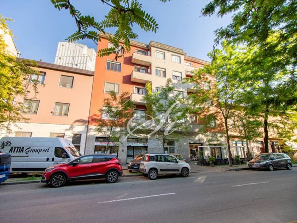 appartamento in vendita a Milano in zona Trenno