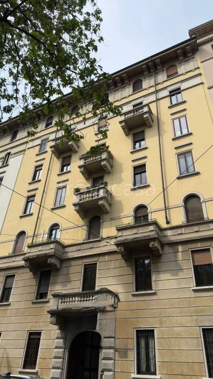 appartamento in vendita a Milano in zona Città Studi