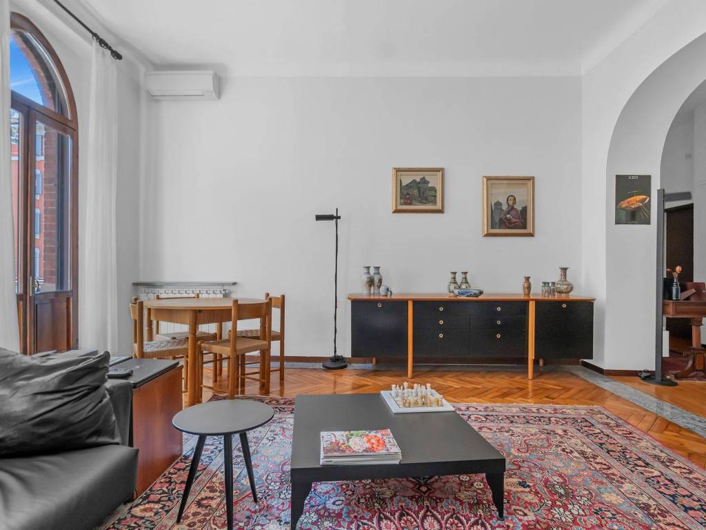 appartamento in vendita a Milano in zona Isola