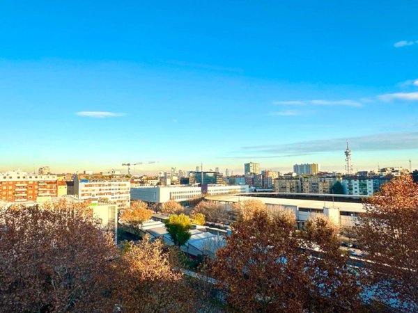 appartamento in vendita a Milano in zona Il Portello