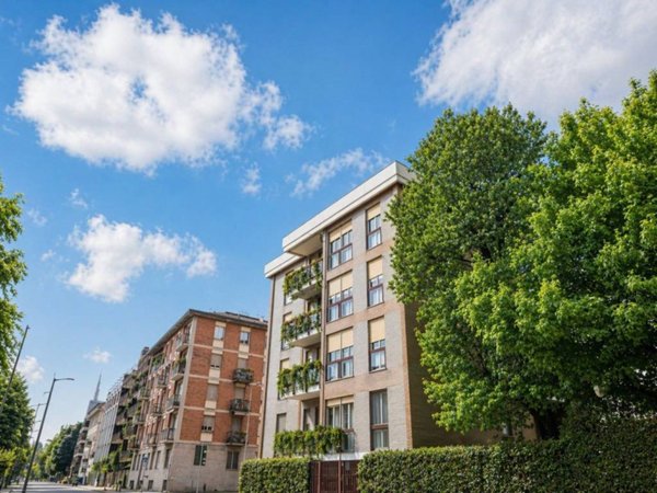appartamento in vendita a Milano in zona Maggiolina