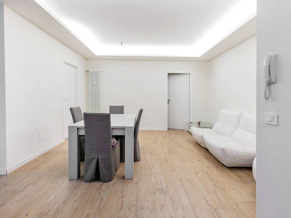 appartamento in vendita a Milano in zona Affori