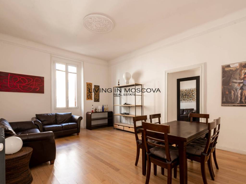 appartamento in vendita a Milano in zona Porta Garibaldi