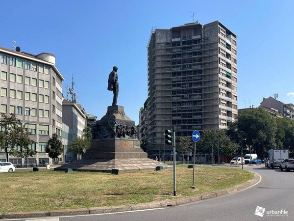 appartamento in vendita a Milano in zona Il Portello